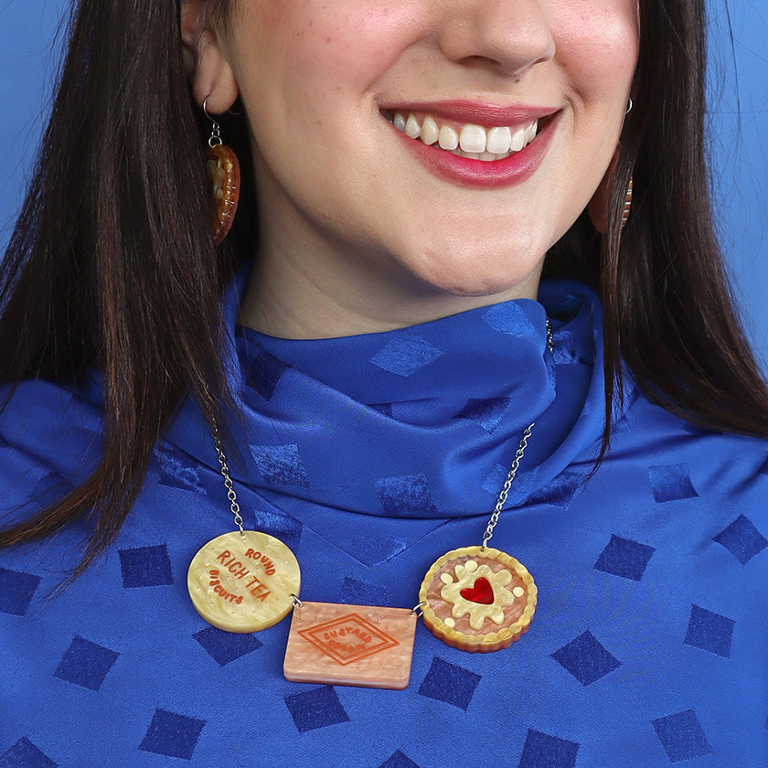 Erstwilder A Biscuit or Three Necklace