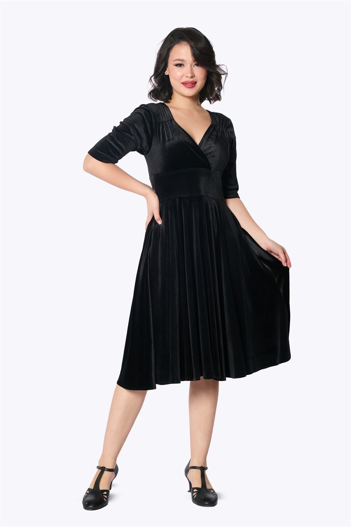 Collectif Female 1950s Inspired Black Stretch Velvet Swing Dress, UK 12