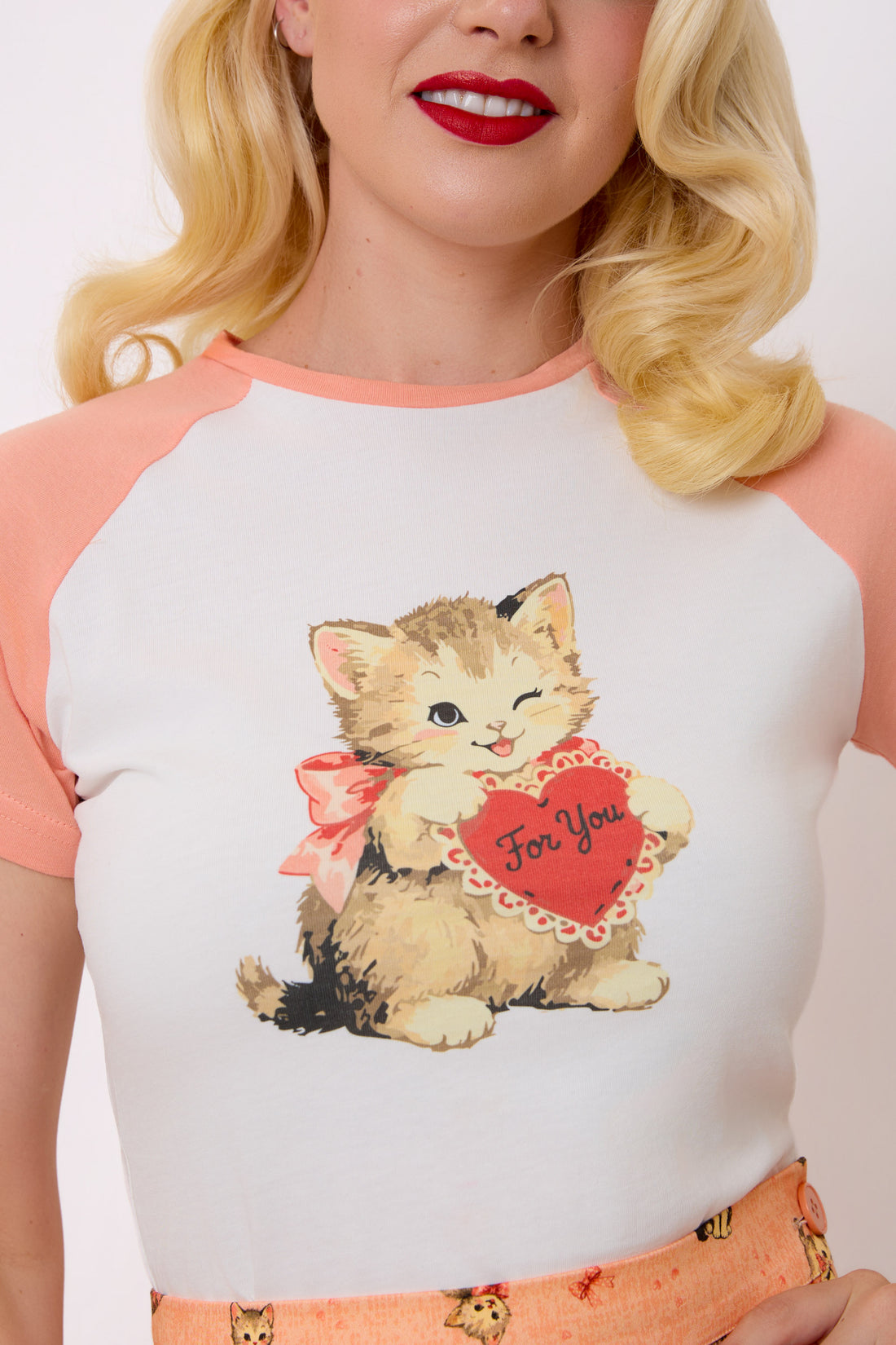 Sammy Swoon Vintage Kitten White T-Shirt
