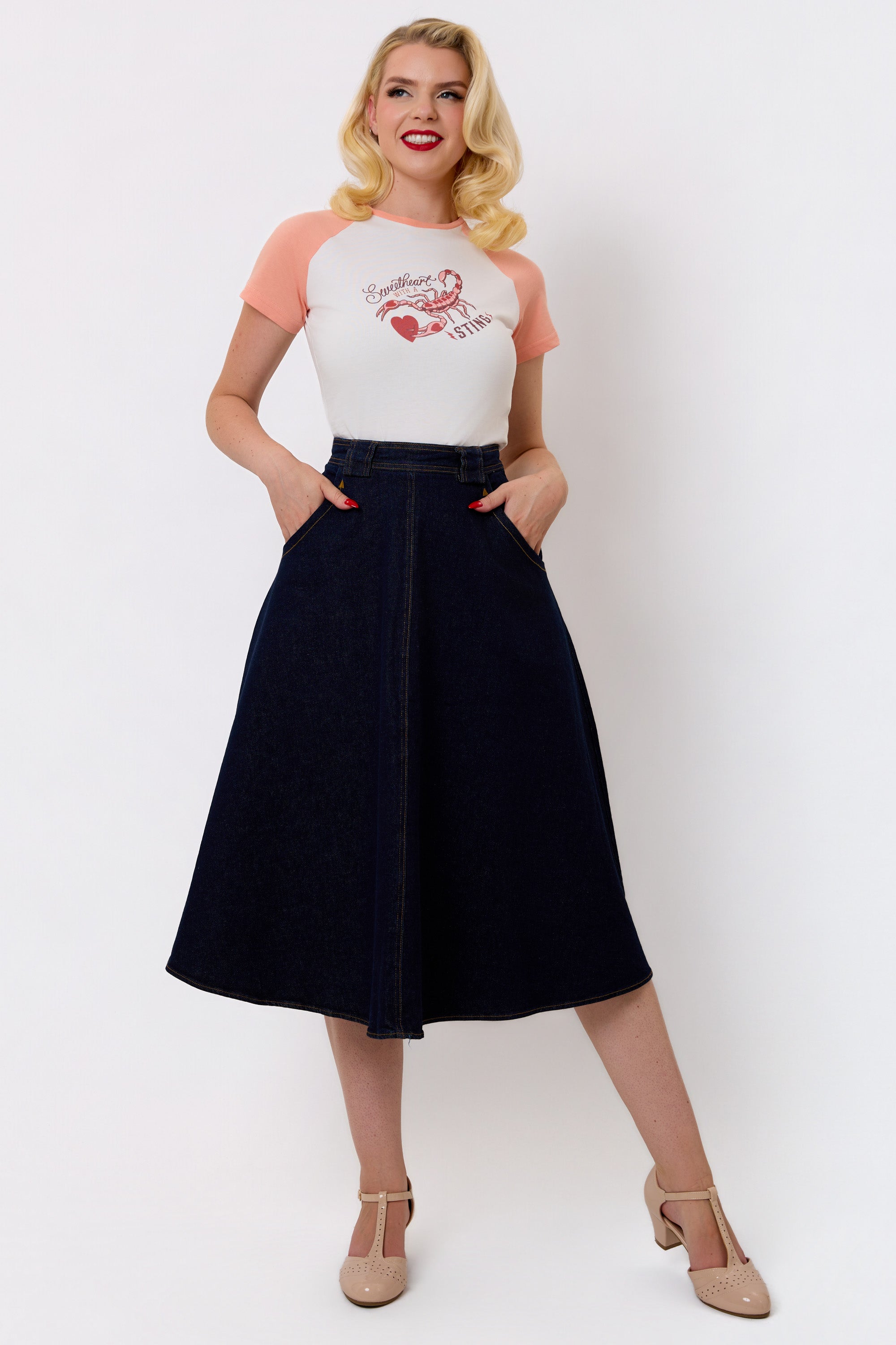 Georgina Liliane x Collectif Sweetheart With a Sting T-Shirt