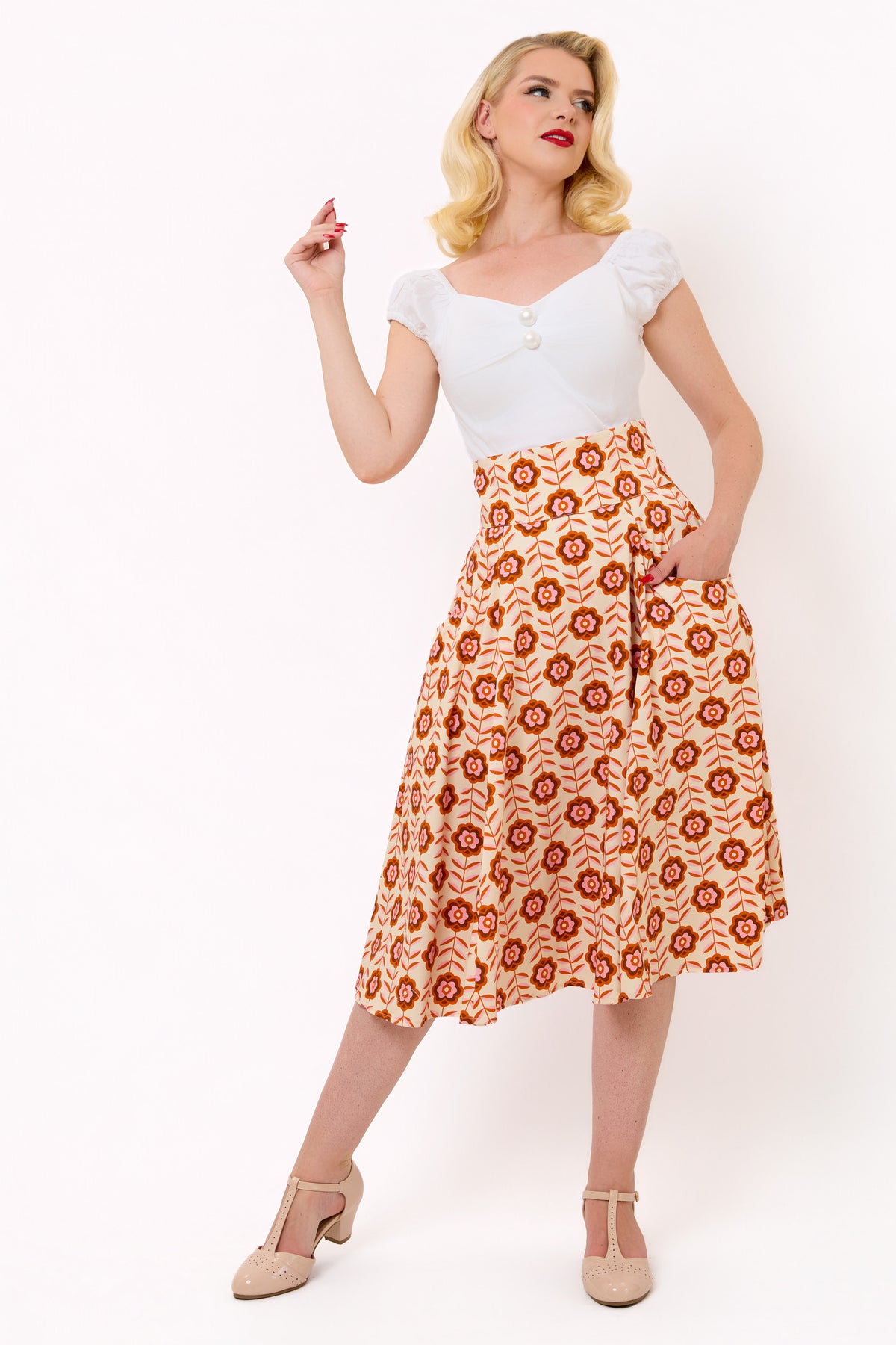 Alexa Carbany Swing Skirt
