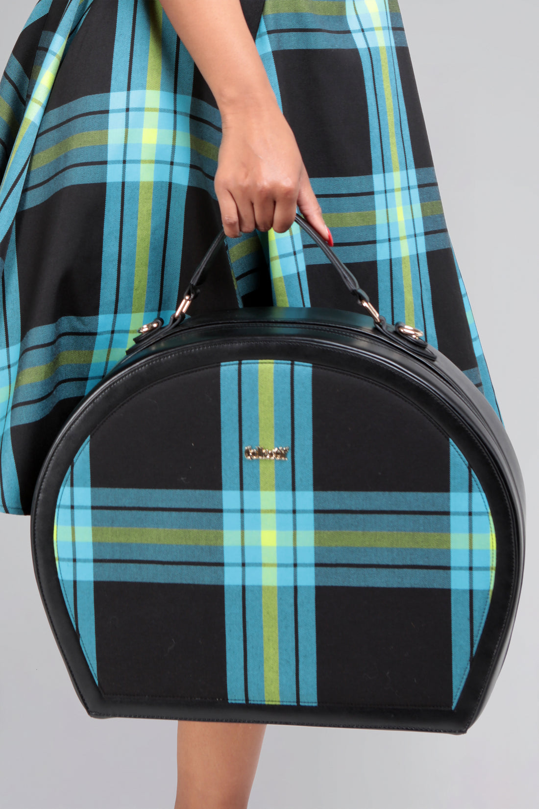 Tammy Evening Check Travel Bag