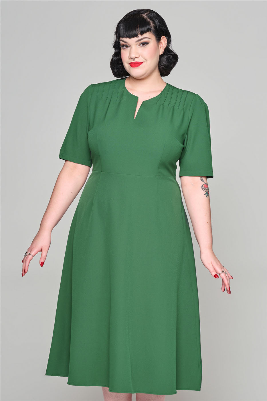 collectif green dress Caterina Vintage Plain Green 50s Swing Dress by Collectif Lemonie Boutique
