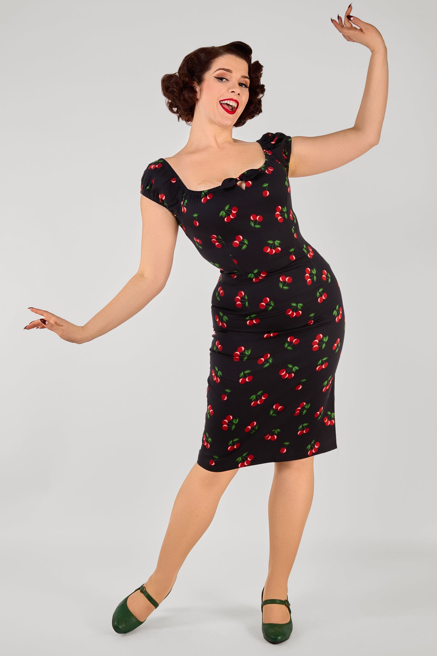Lorena 50s Cherries Pencil Dress | Collectif Vintage Lorena 50s Cherries Pencil Dress | Collectif Vintage