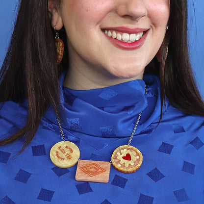 Erstwilder A Biscuit or Three Necklace