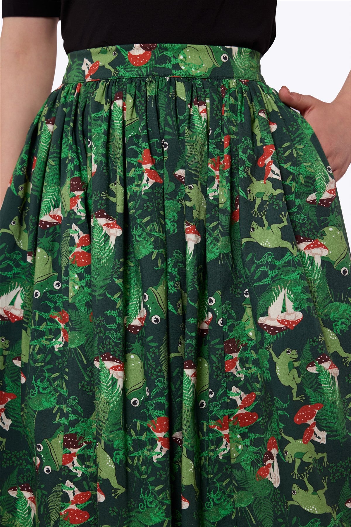 Jasmine Frog Forest Skirt