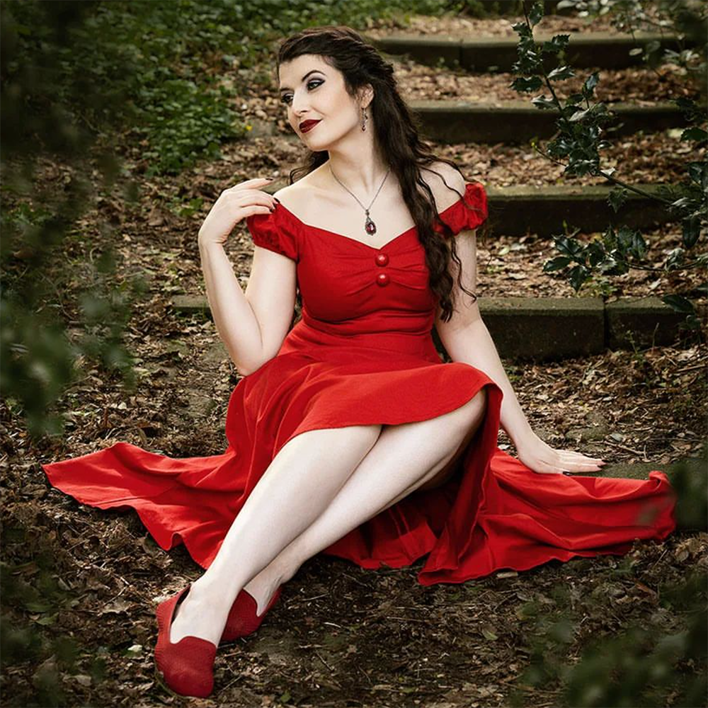 collectif mainline anjelica velvet maxi dress Feel like a Femme fatale in our Anjelica @thelucyluxe @davidgatt Shop now: http://bit.ly/collecitf-anjelica-maxi